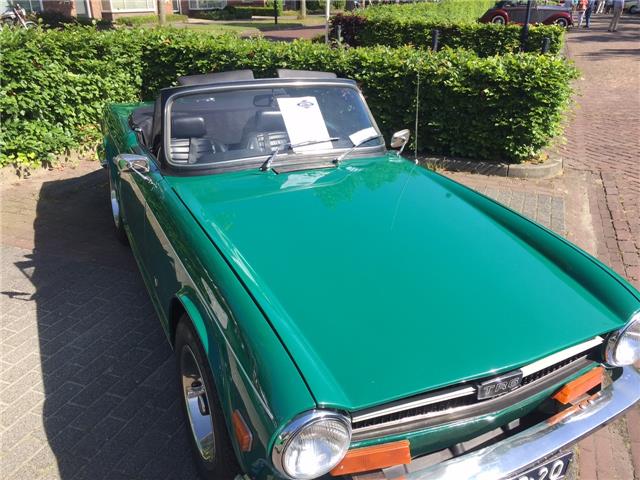 TRIUMP TR6 green